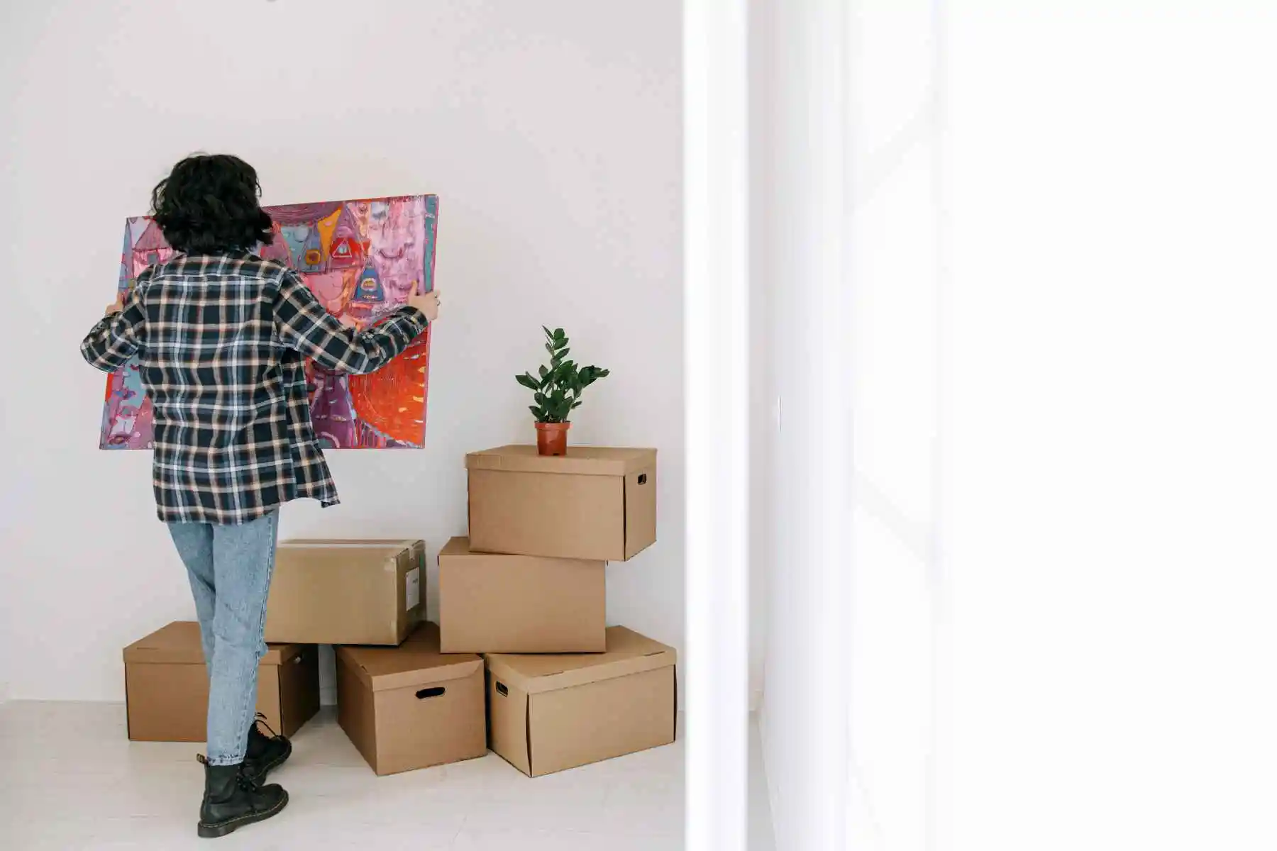 moving valuable furniture in Stellenbosch with protective wrapping